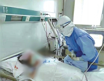 “在隔離病區(qū)里過生日，我永生難忘”