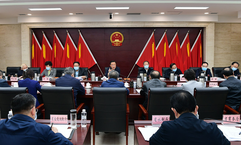 唐仁健主持召開(kāi)省政府黨組（擴(kuò)大）會(huì)議 傳達(dá)學(xué)習(xí)習(xí)近平總書(shū)記重要講話精神等 安排部署貫徹落實(shí)工作