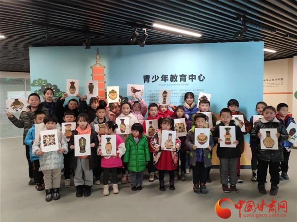 博物館里過(guò)臘八 武威這些孩子用五谷拼文物！