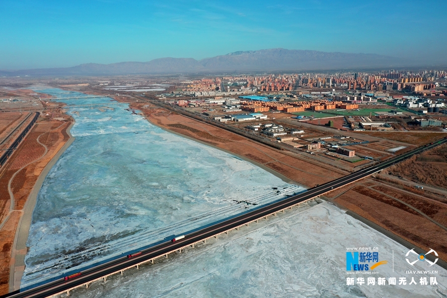【“飛閱”中國(guó)】壯美！戈壁“銀河”