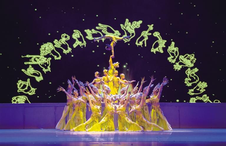 “春綠隴原”獻(xiàn)禮中國(guó)共產(chǎn)黨成立一百周年 甘肅省直九大文藝院團(tuán)巡禮惠民演出十二日正式揭幕