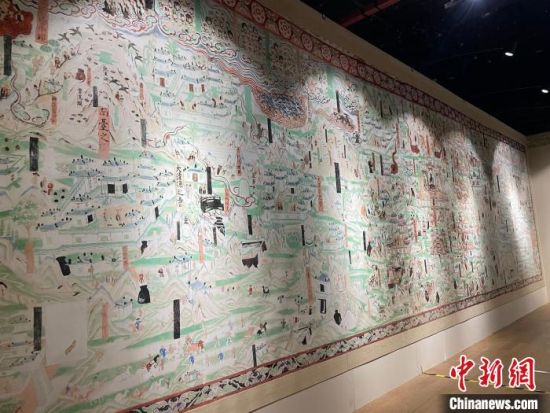 圖為展覽現(xiàn)場?！〗瓧顭?攝