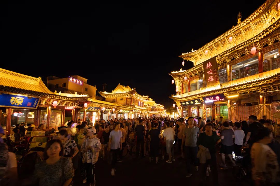 古風(fēng)、華美、浪漫、美味……現(xiàn)實(shí)版“清明上河圖”，就在這里！