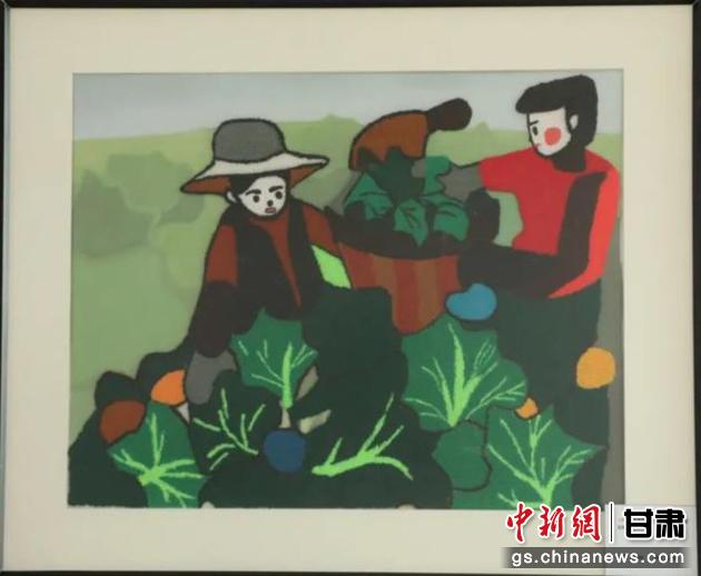 皋蘭縣高原夏菜項目幫助當(dāng)?shù)貗D女增收致富。刺繡 黃淑娟 繡稿 趙海科